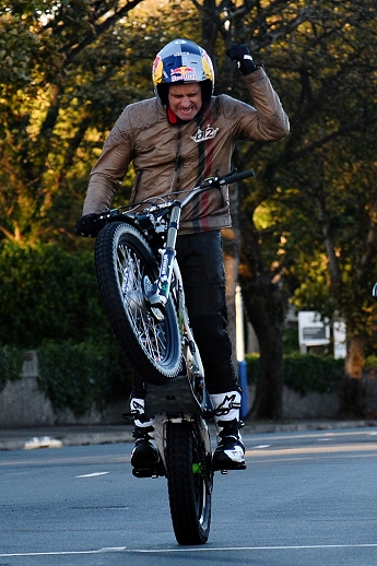 dougie lampkin wheelie documentary